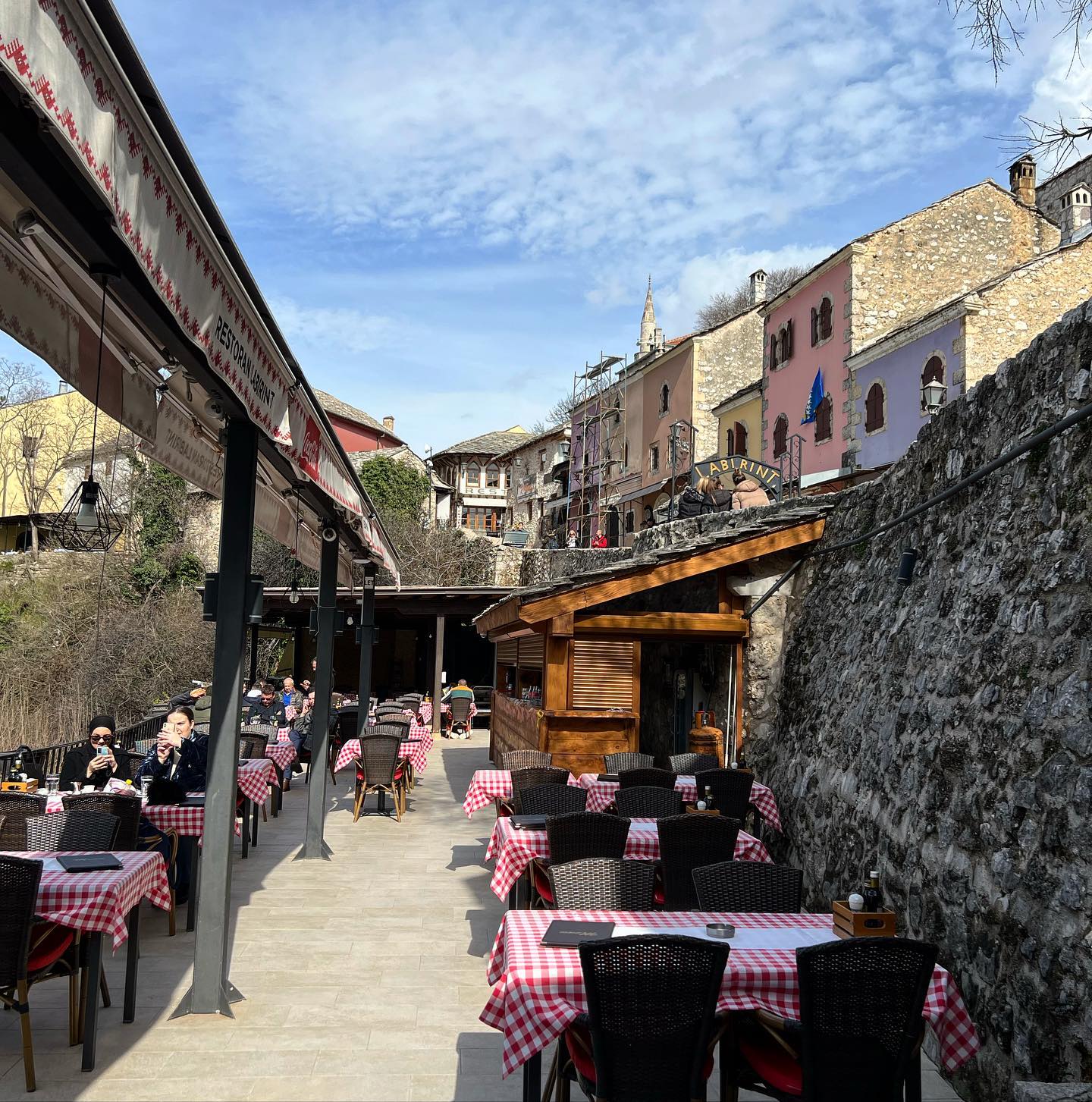 Labirint - Feel Bosnia